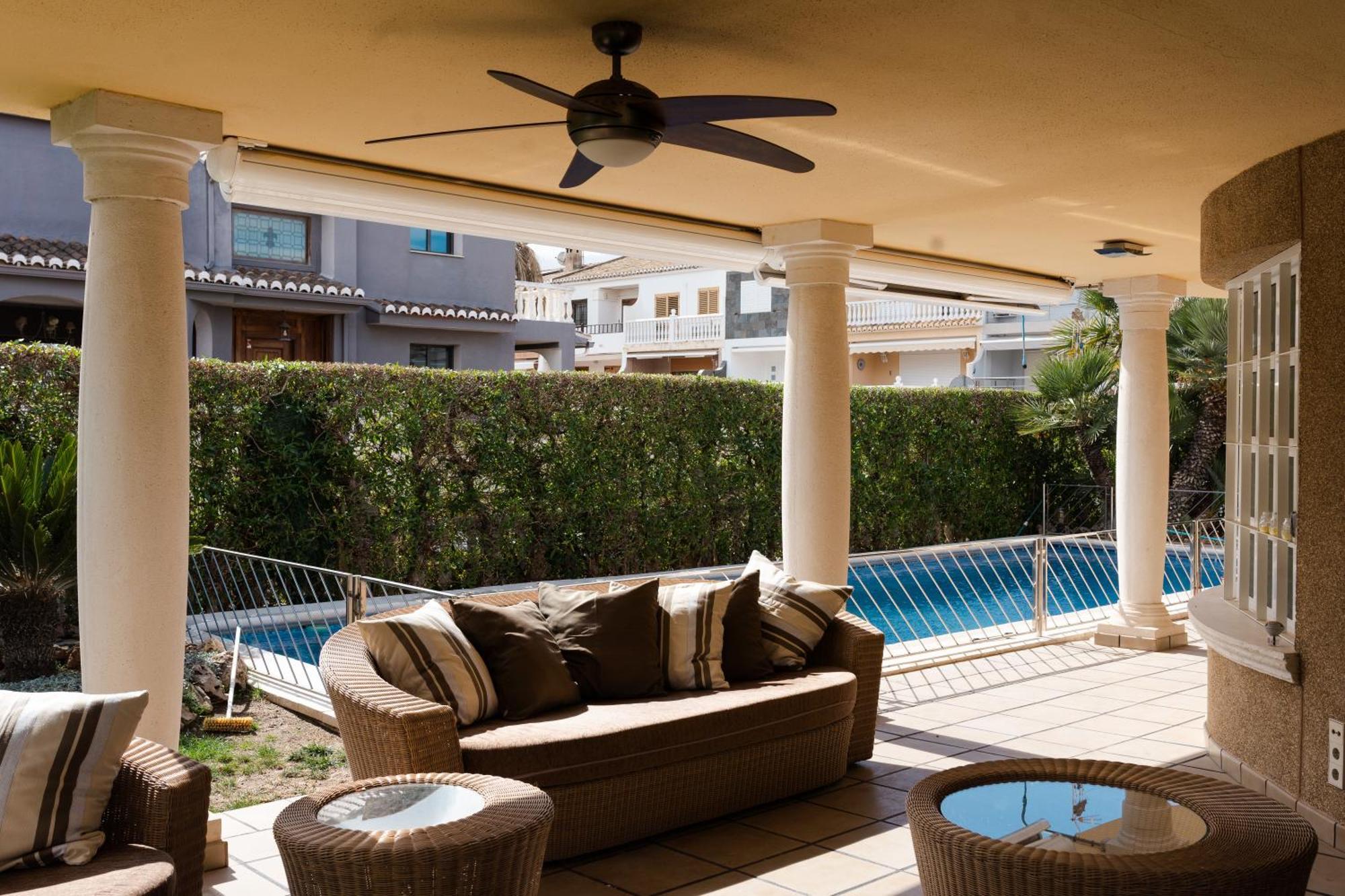 Experience Valencia Luxury Chalet Puig Val Con Piscina Exterior photo